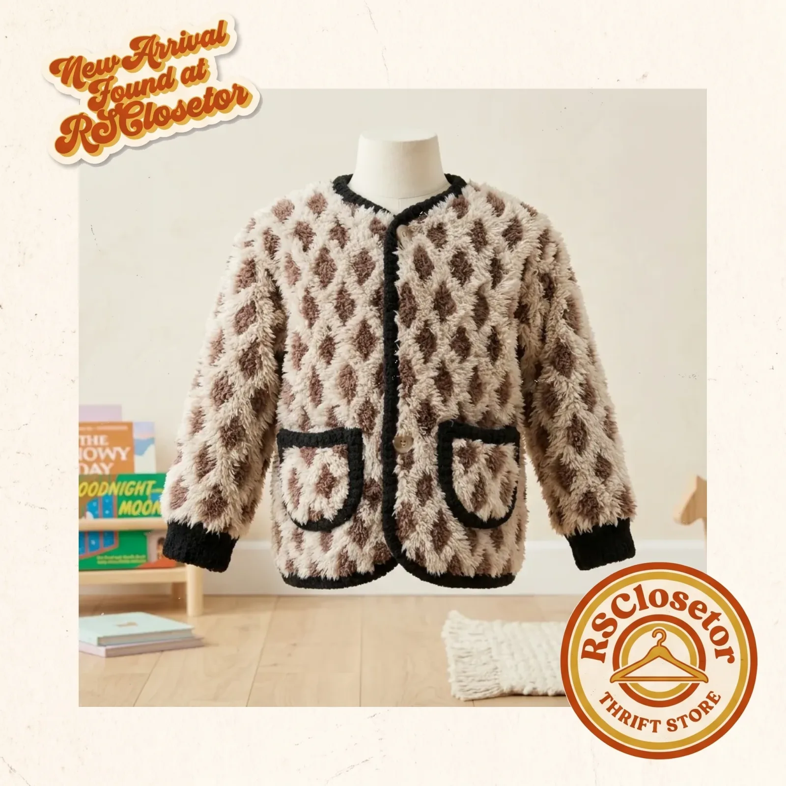 Diamond pattern fuzzy cardiga